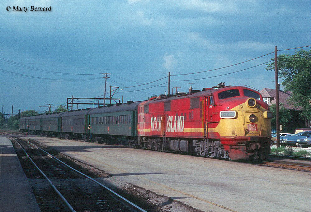 Electro Motive Diesel >> The EMD E7 Electro Motive Diesel >> The EMD E7
