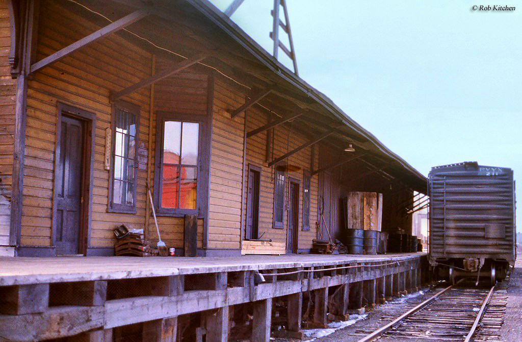 Railroad/Train Stations And Depots