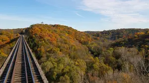 fall-colors-bsv-bridge.jpg