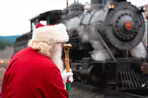 mtrainier-xmas-hero.jpg