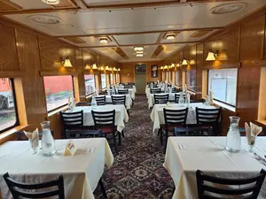 wgn-dinner-train.jpg