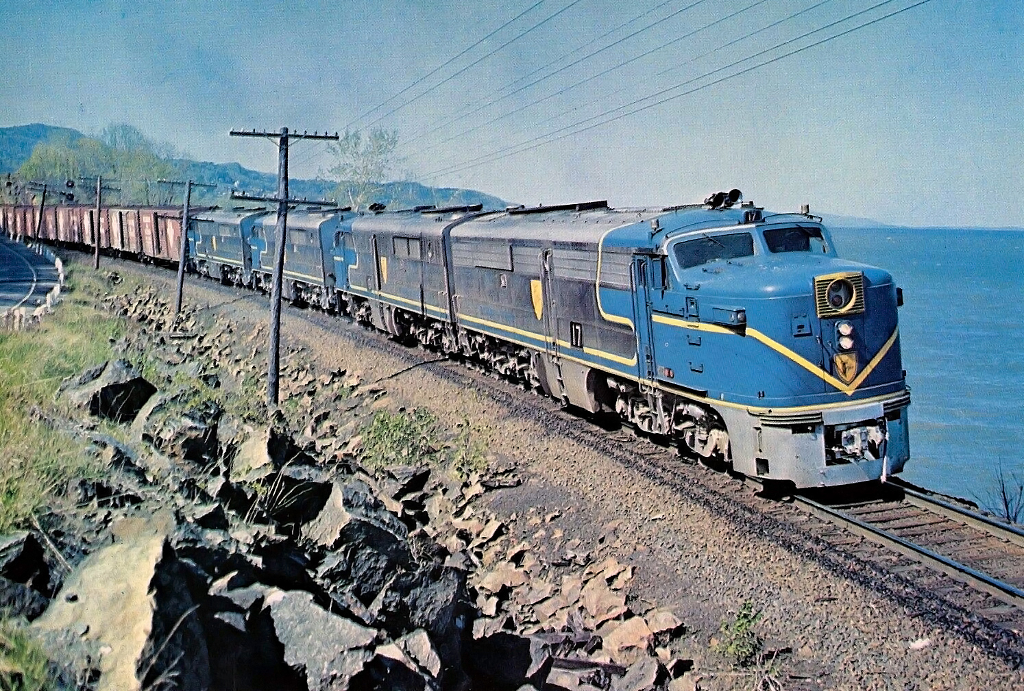 7792jd774849287h738s123274657.jpg
