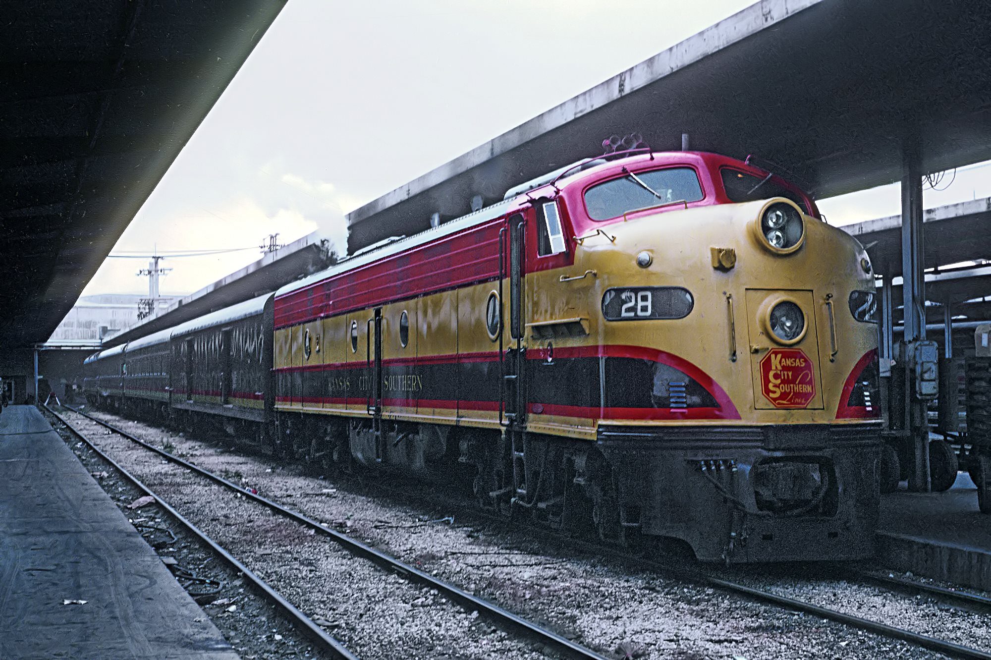Kansas City Southern Railway Map, Logo, History, Timetables