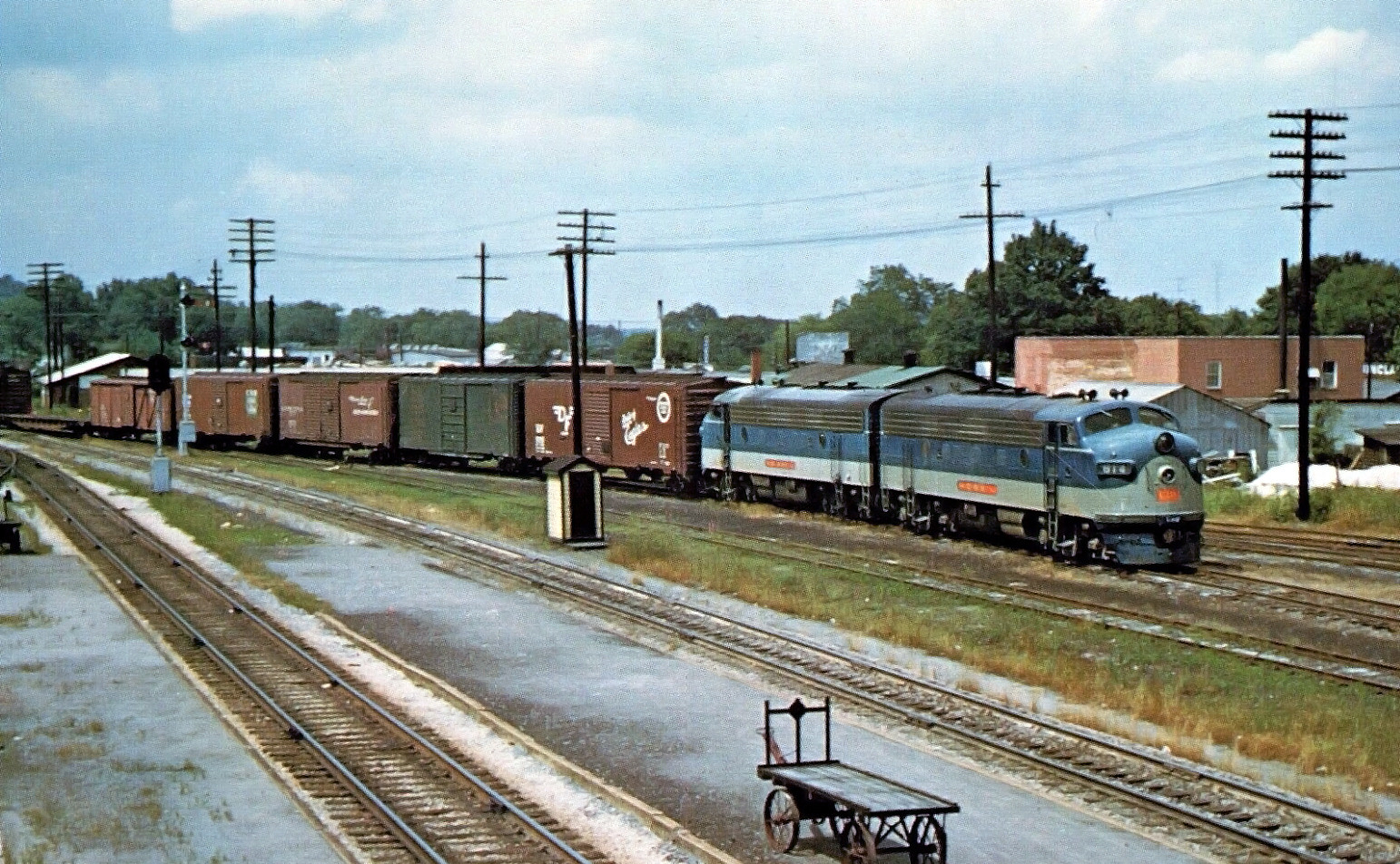 28049ncjh9190oqp1003918.jpg