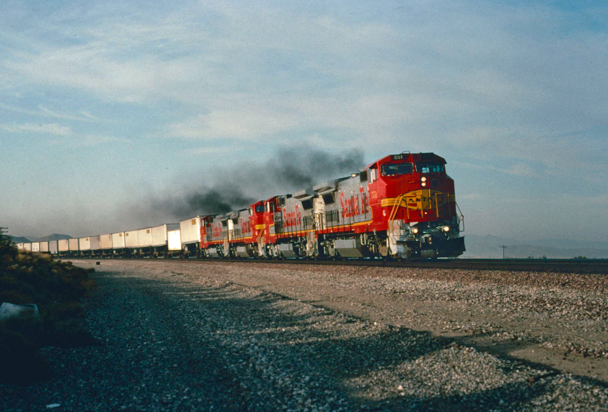 40 005 129 Southern Pacific Dash 8-40B #8017, The Western Depot