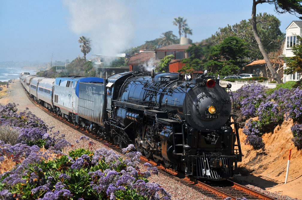 From LA to Chicago, Santa Fe Railroad was first to have diesel engines pull  passenger cars – San Bernardino Sun