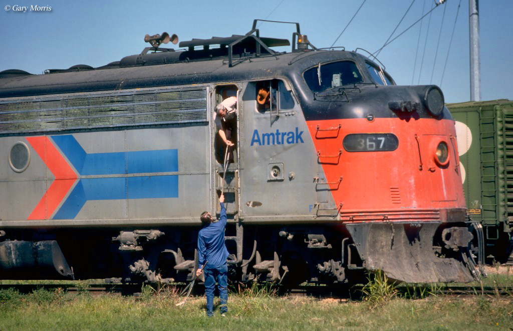 Railroad Brakeman Jobs, History, Salary & Hand Signals