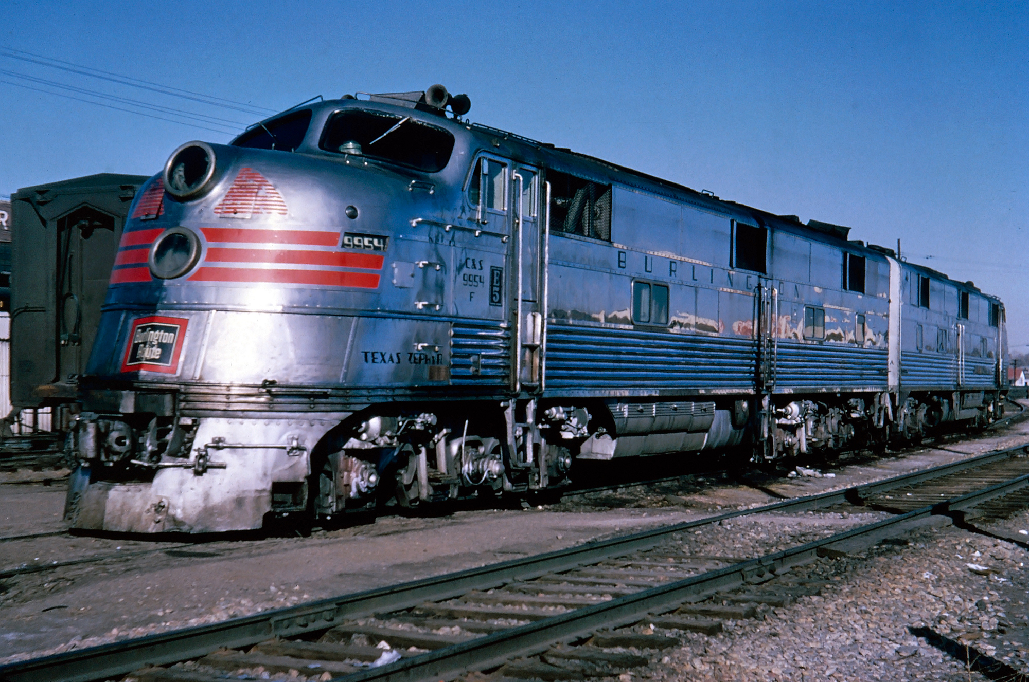 emd-e5-locomotives