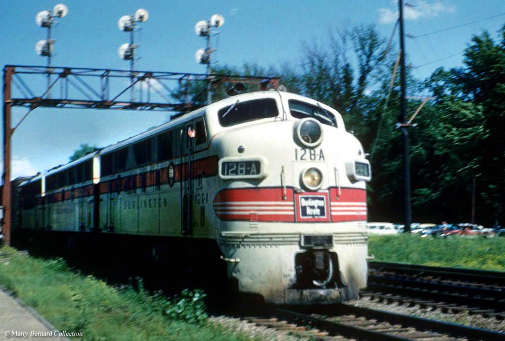 Electro-Motive E-Units and F-Units: The Illustrated History of North Americas Favorite Locomotives
