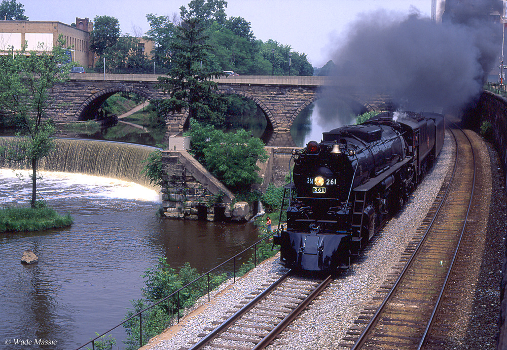 lionel milwaukee road 261