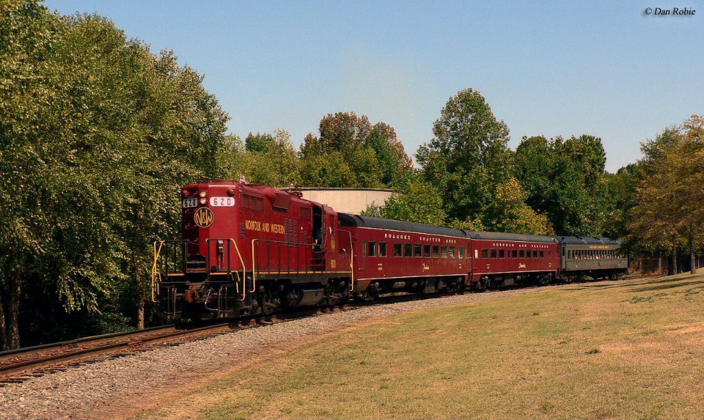 Spend A Day Out With Thomas at the NC Transportation Museum +