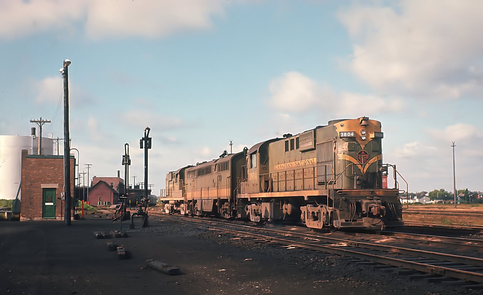 cn3804-charny.jpg