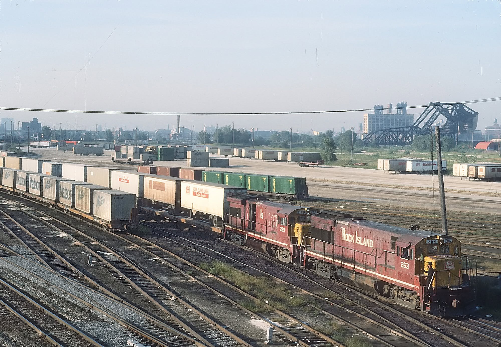crip-263-12th-street-yard.jpg