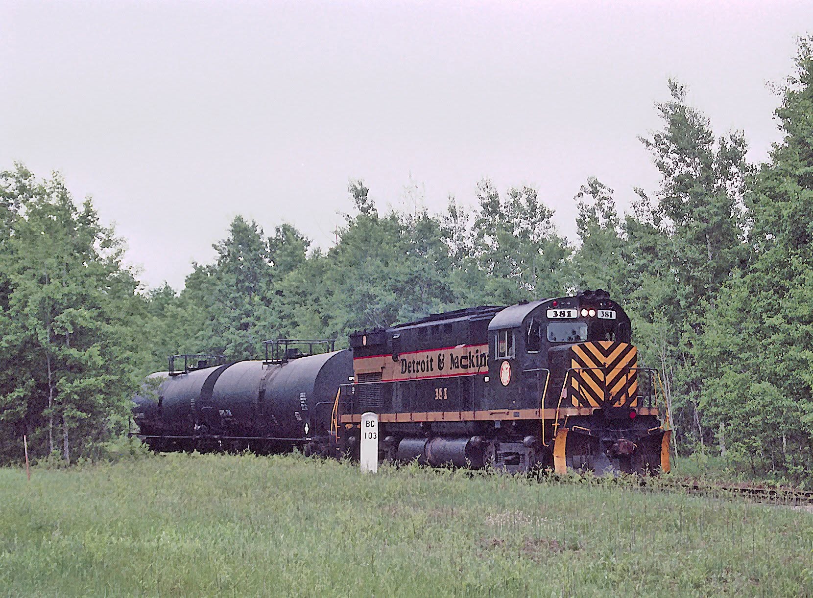 dm425-1991-km.jpg