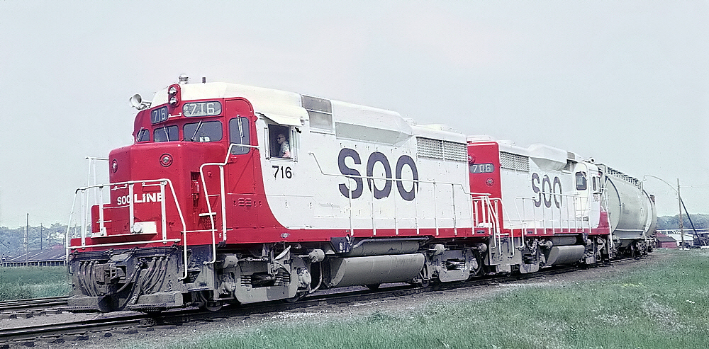 soo-gp30s-mb.jpg