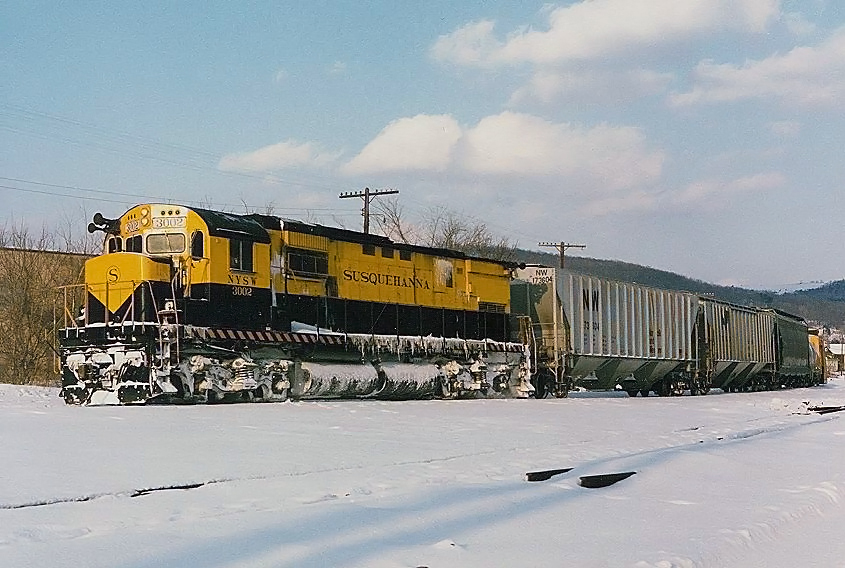 New York Susquehanna and Western Alco C430 3002 ex New York Central 2052 Binghamton New York February 15 1986 Doug Kroll