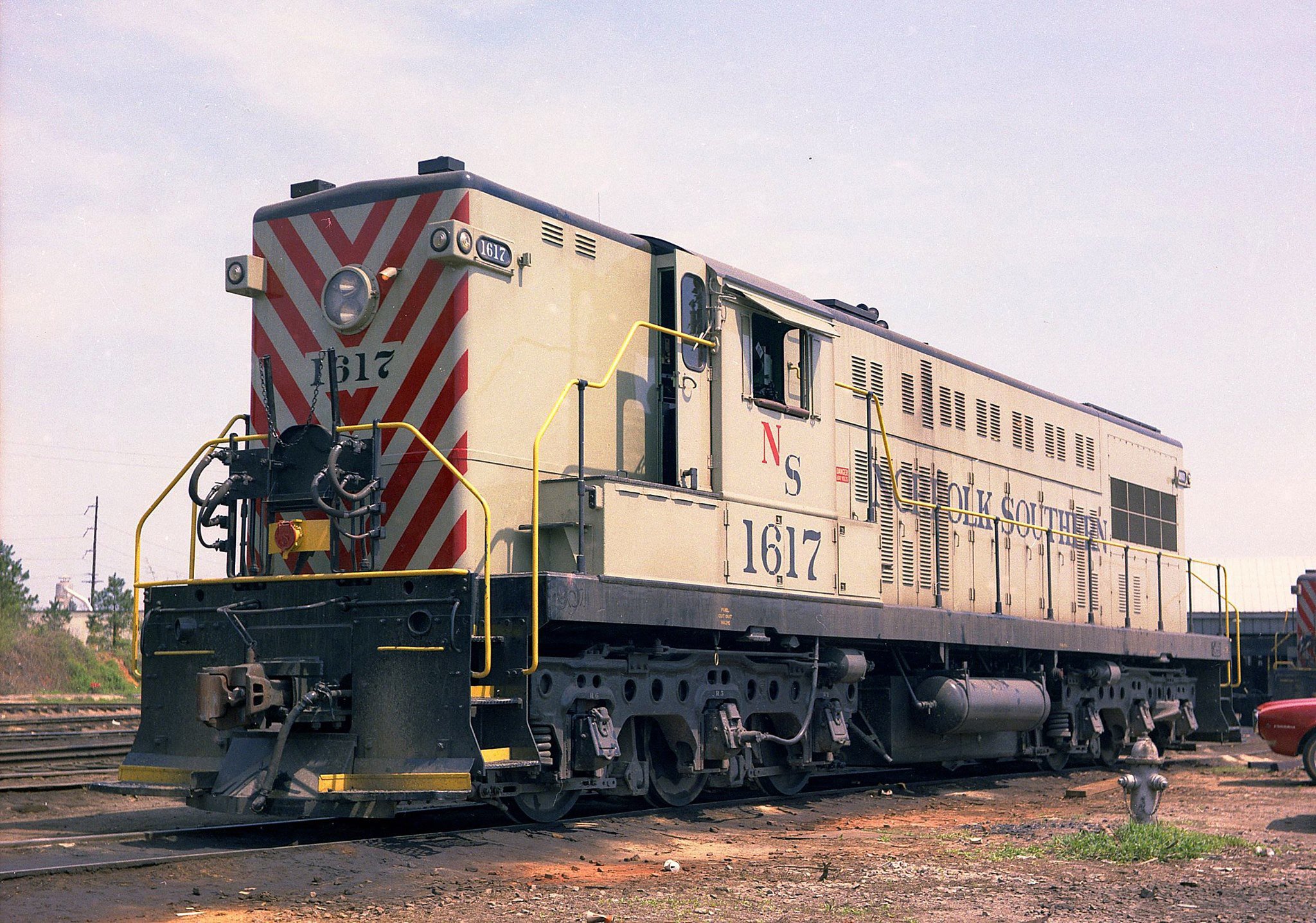 Roster view of original Norfolk Southern AS-416 No. 1617 at Raleigh about 1965