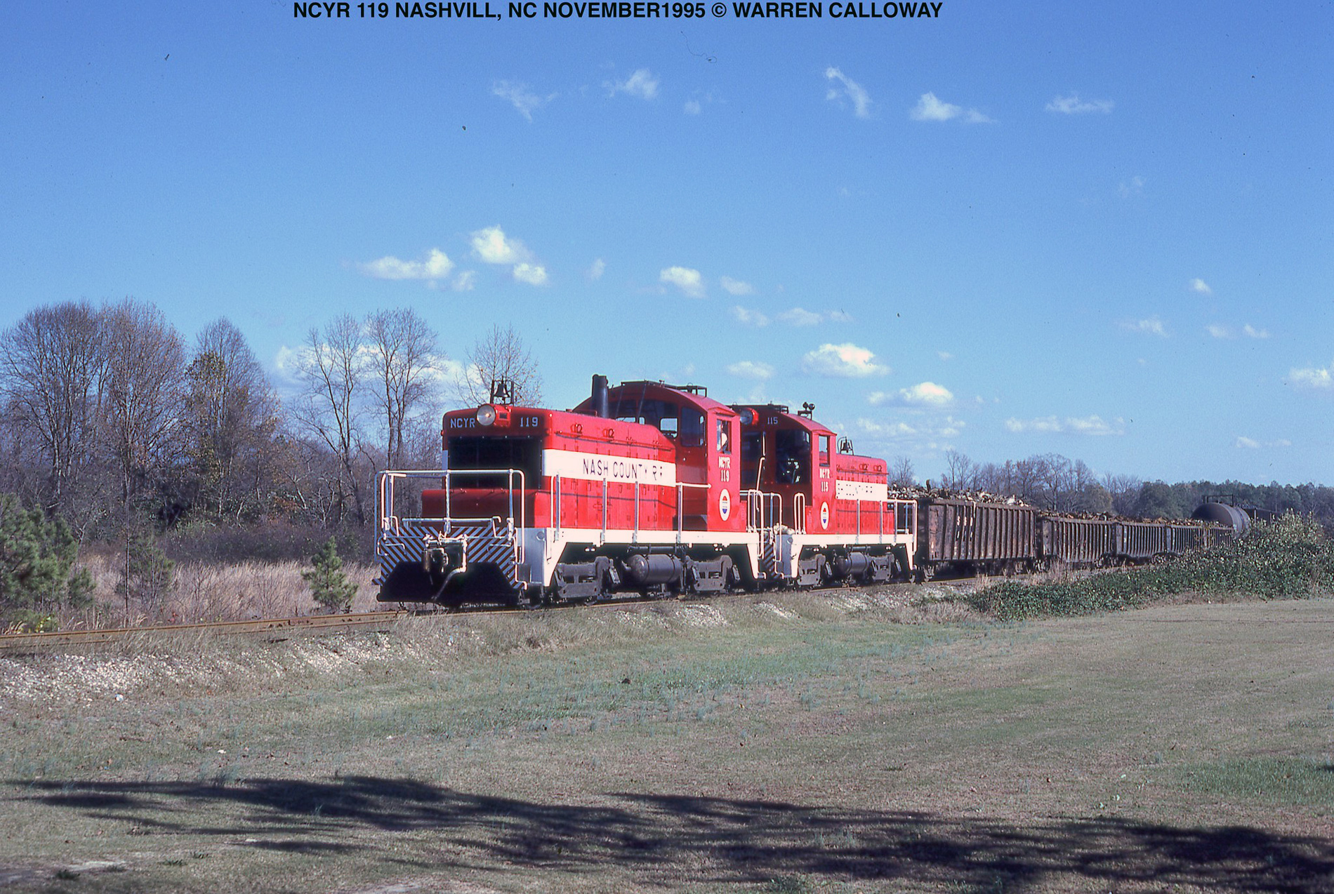 Gondola Car (Trains) Dimensions, Meaning, Loads, Images