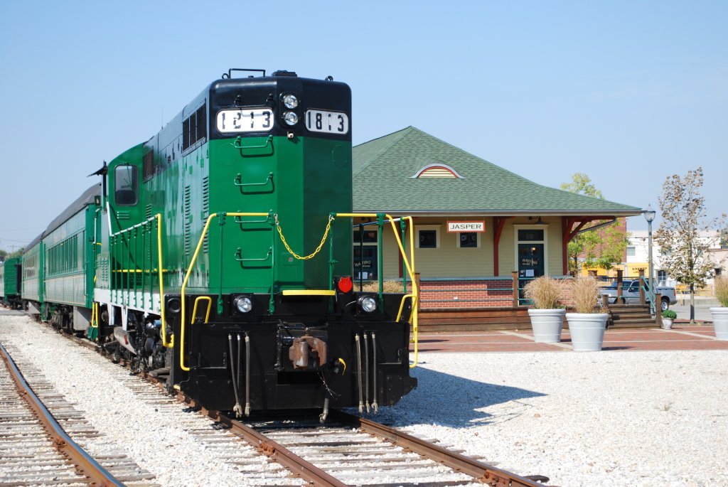 Spirit of Jasper train at Jasper, Indiana