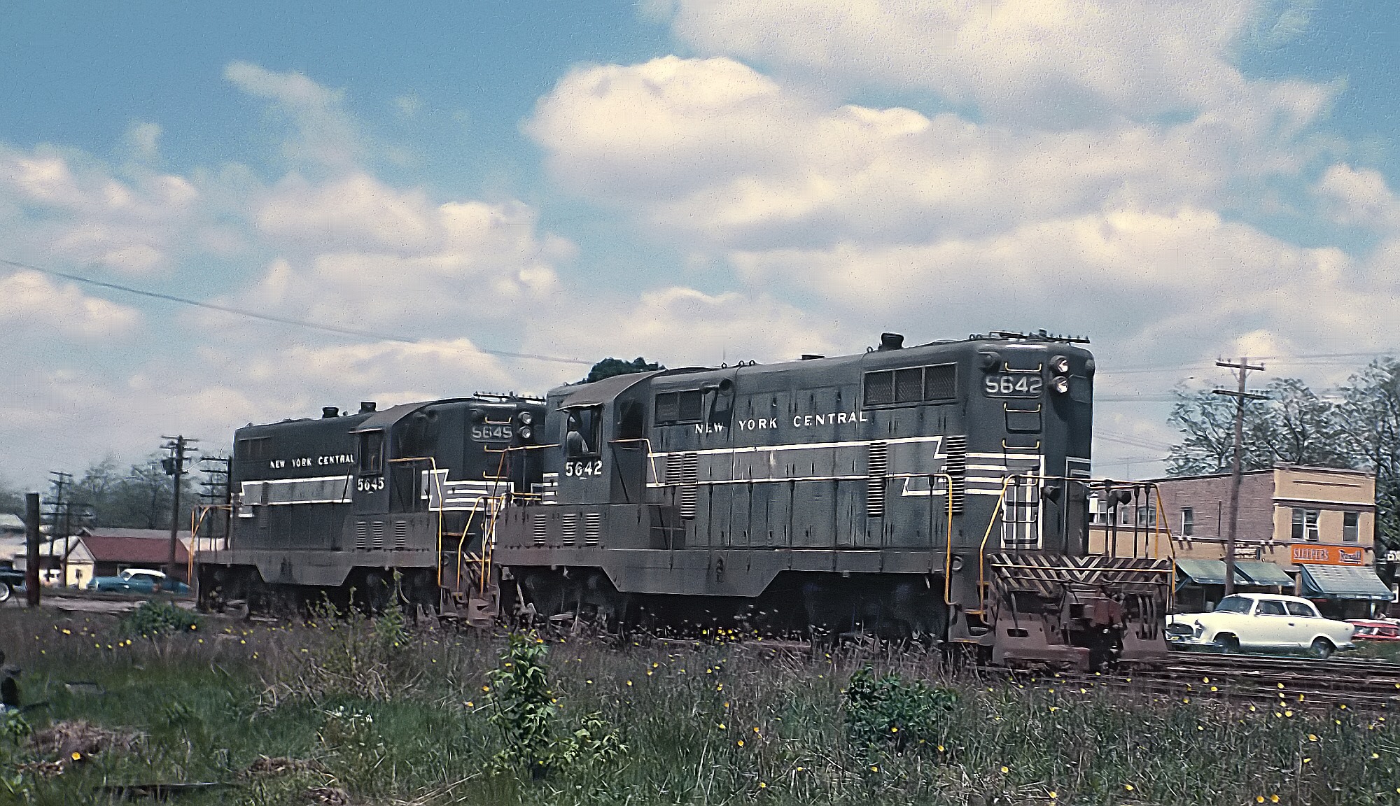 New York Central GP7 5642 and 5645 Bellwood Illinois June 1963 Rick Burn