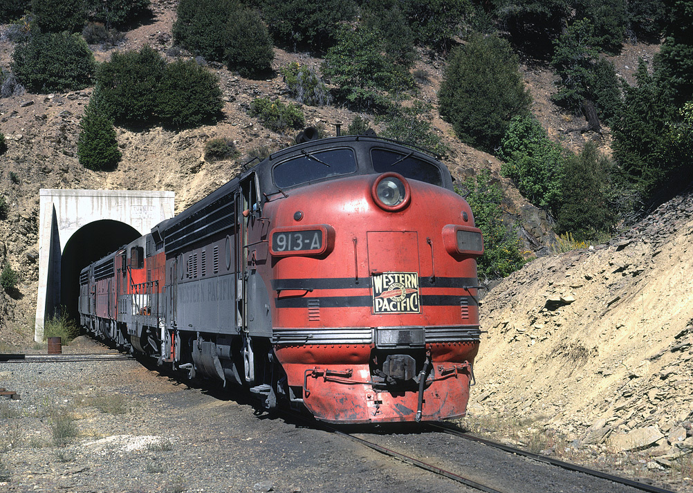 Western Pacific F7A 913-A exiting the tunnel at Keddie Wye heading to the yard August 1969 Drew Jacksich