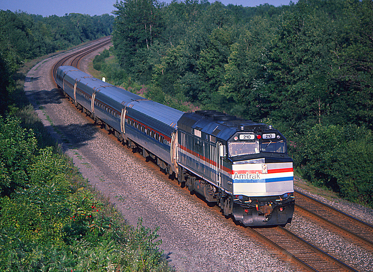 Amtrak F40PH 283 with train 210 at Memphis New York August 13 1993