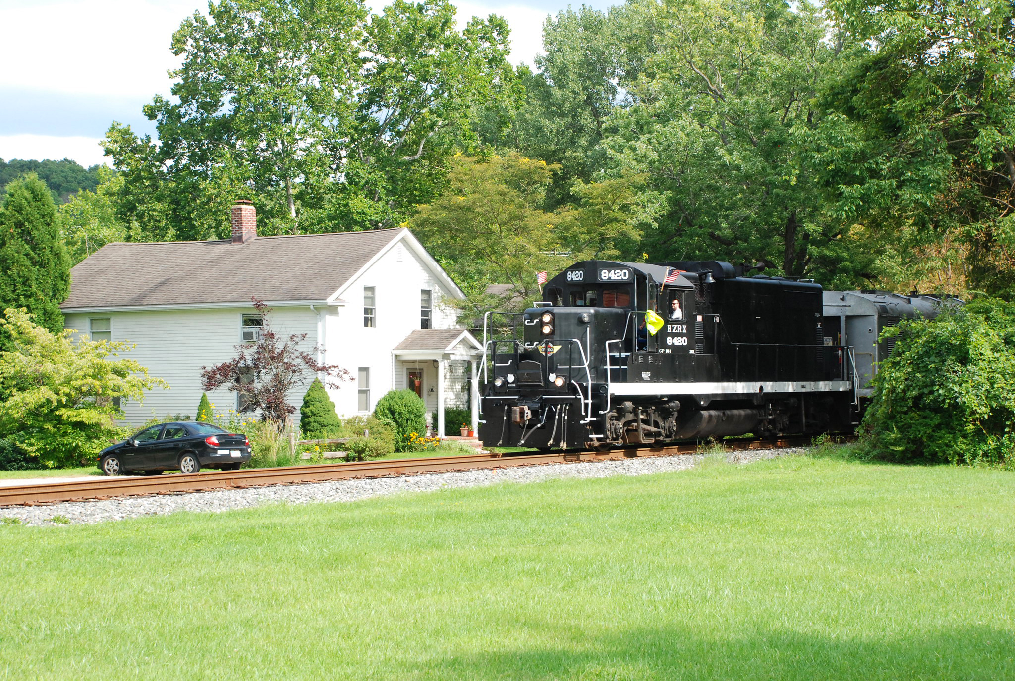 Cuyahoga Valley Scenic Railroad excursion led by Horizon Rail GP10 at Boston Mill Ohio