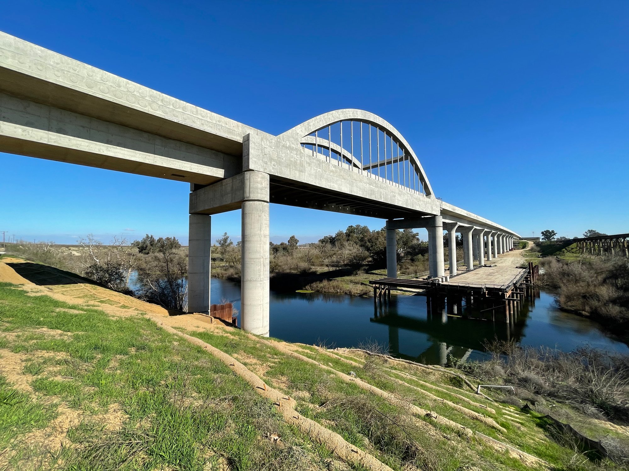 California High Speed Rail construction featuring the San Joaquin River Viaduct